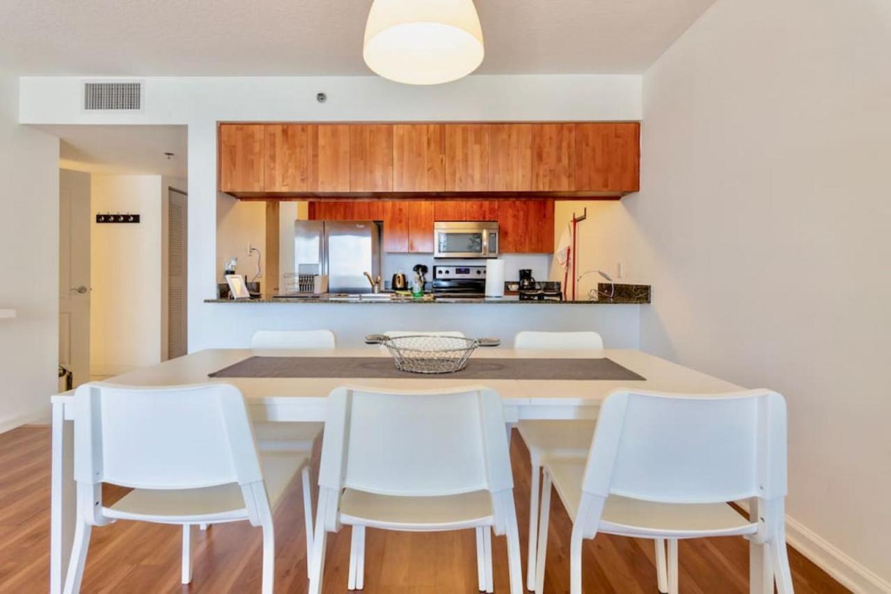 Ocean And Views Lux Brickell Sleeps 5 Holiday home *