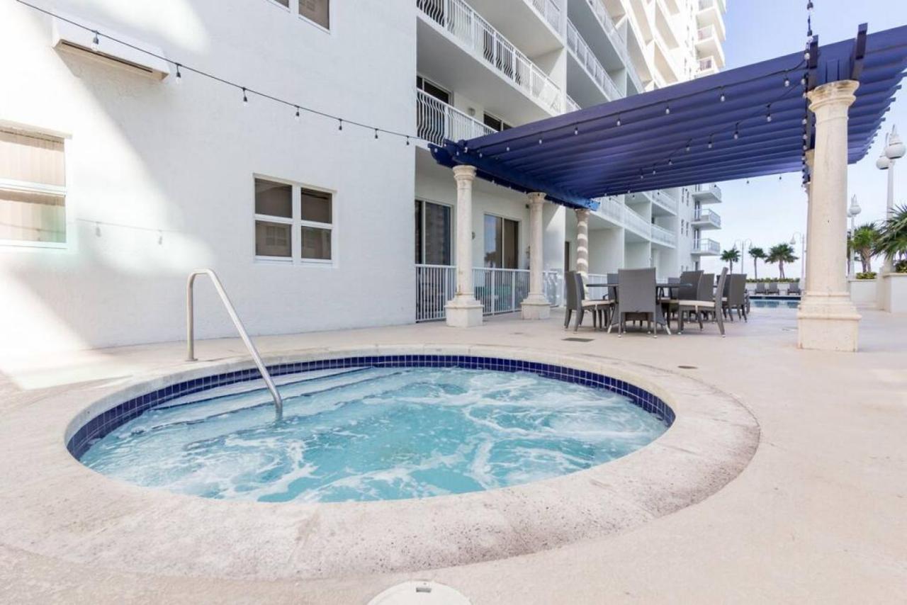 Ocean And Views Lux Brickell Sleeps 5 Holiday home Miami
